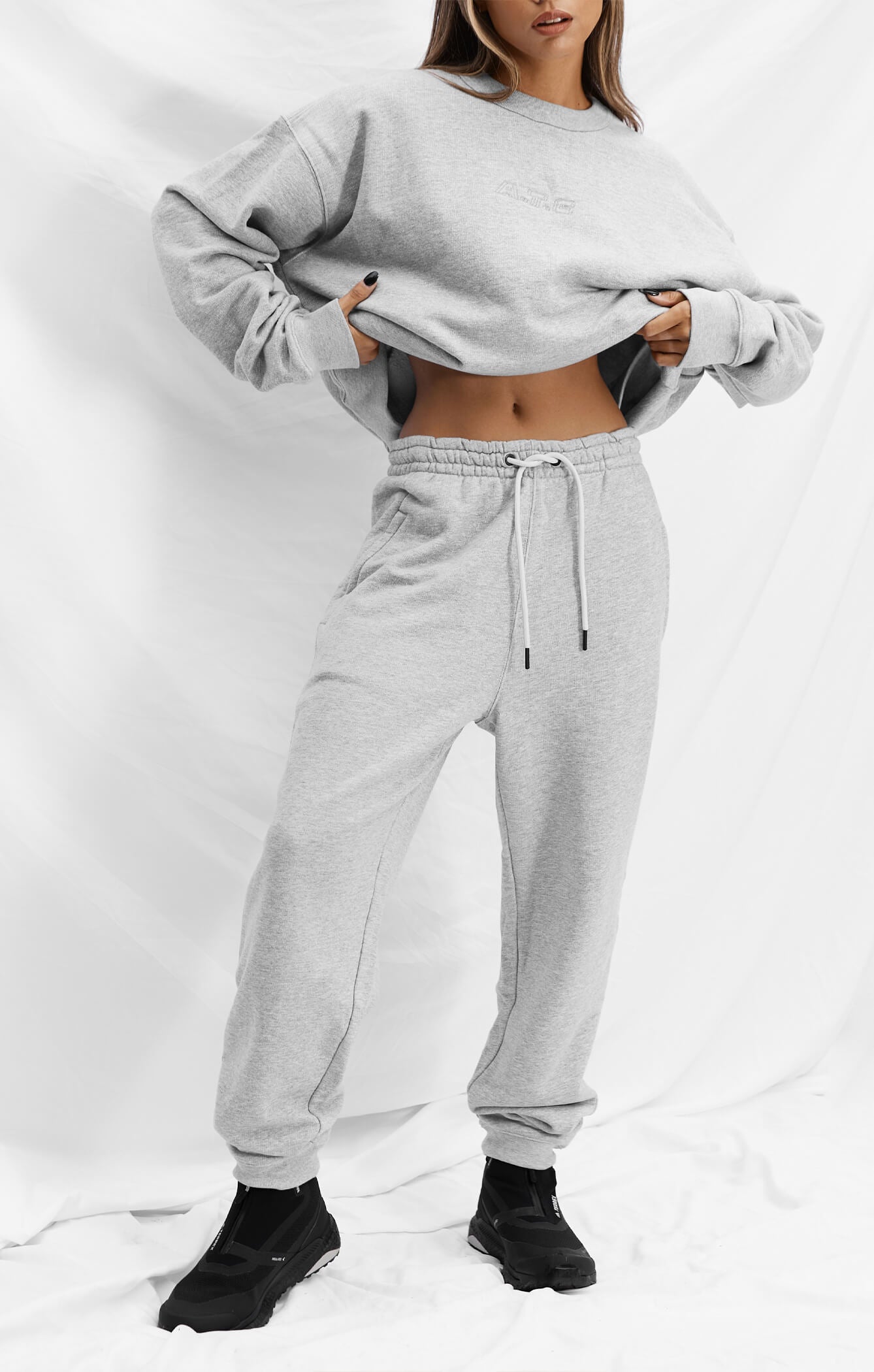 THE SWEAT™ CREW - HEATHER GREY
