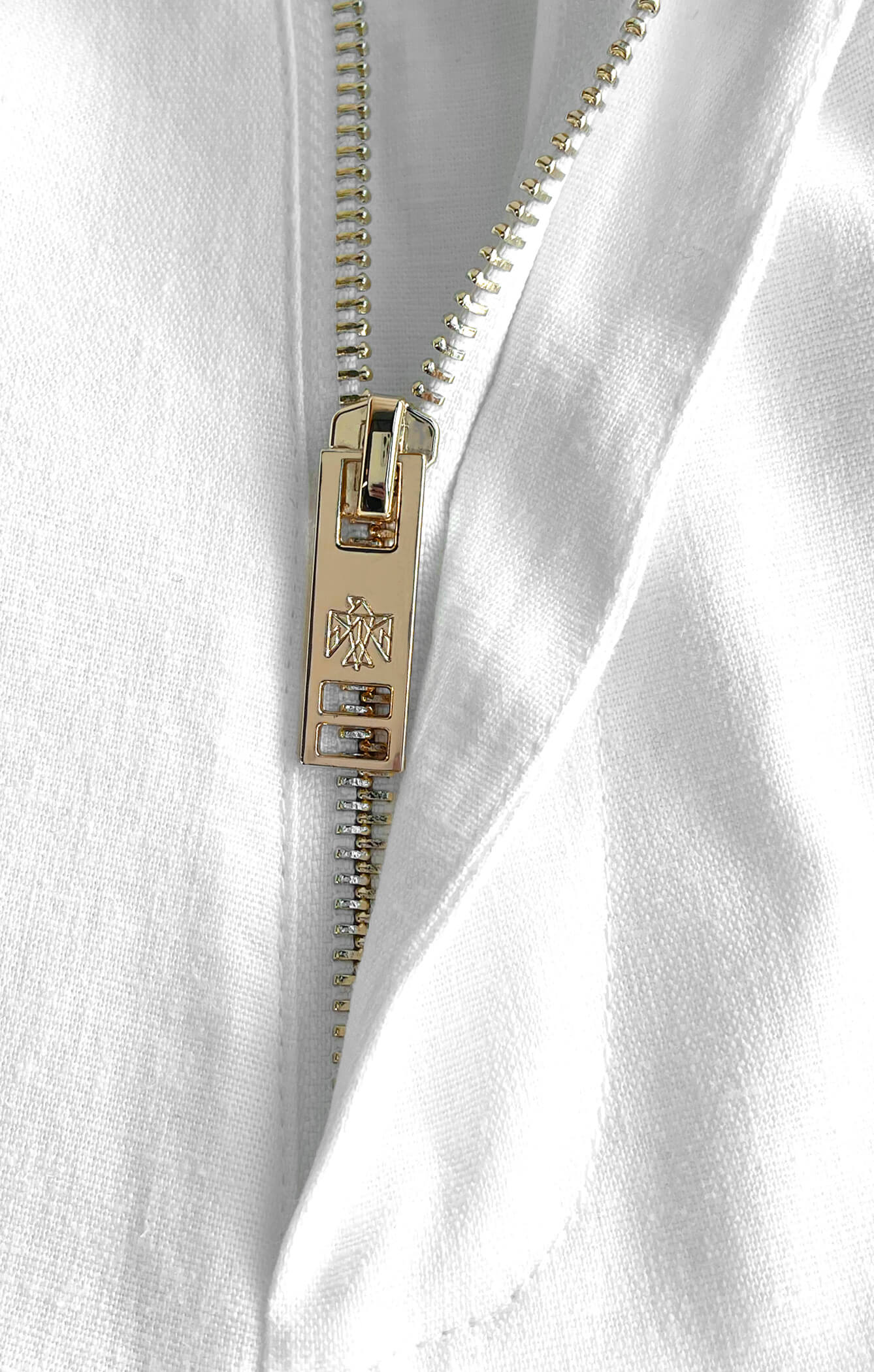 THE LINEN LOW RISE MINI SKIRT - WHITE