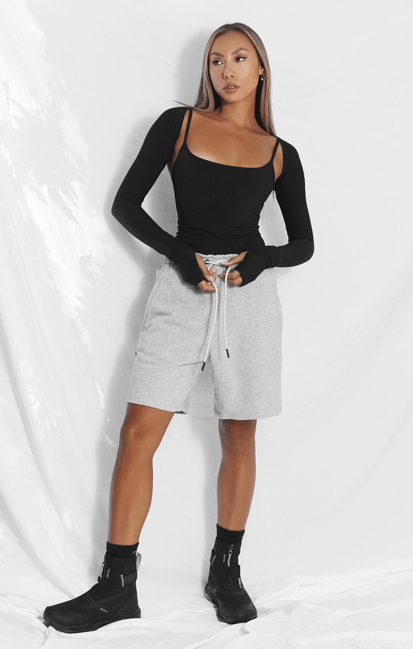 THE SWEAT™ BOYFRIEND SHORT - HEATHER GREY