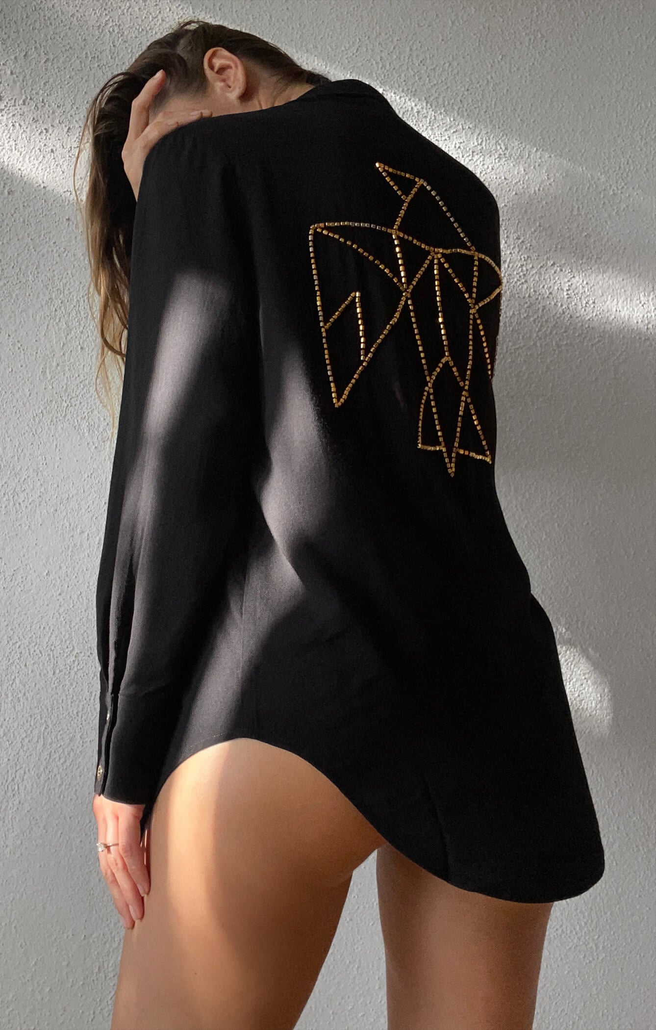 THE SIGNATURE SHIRT - BLACK