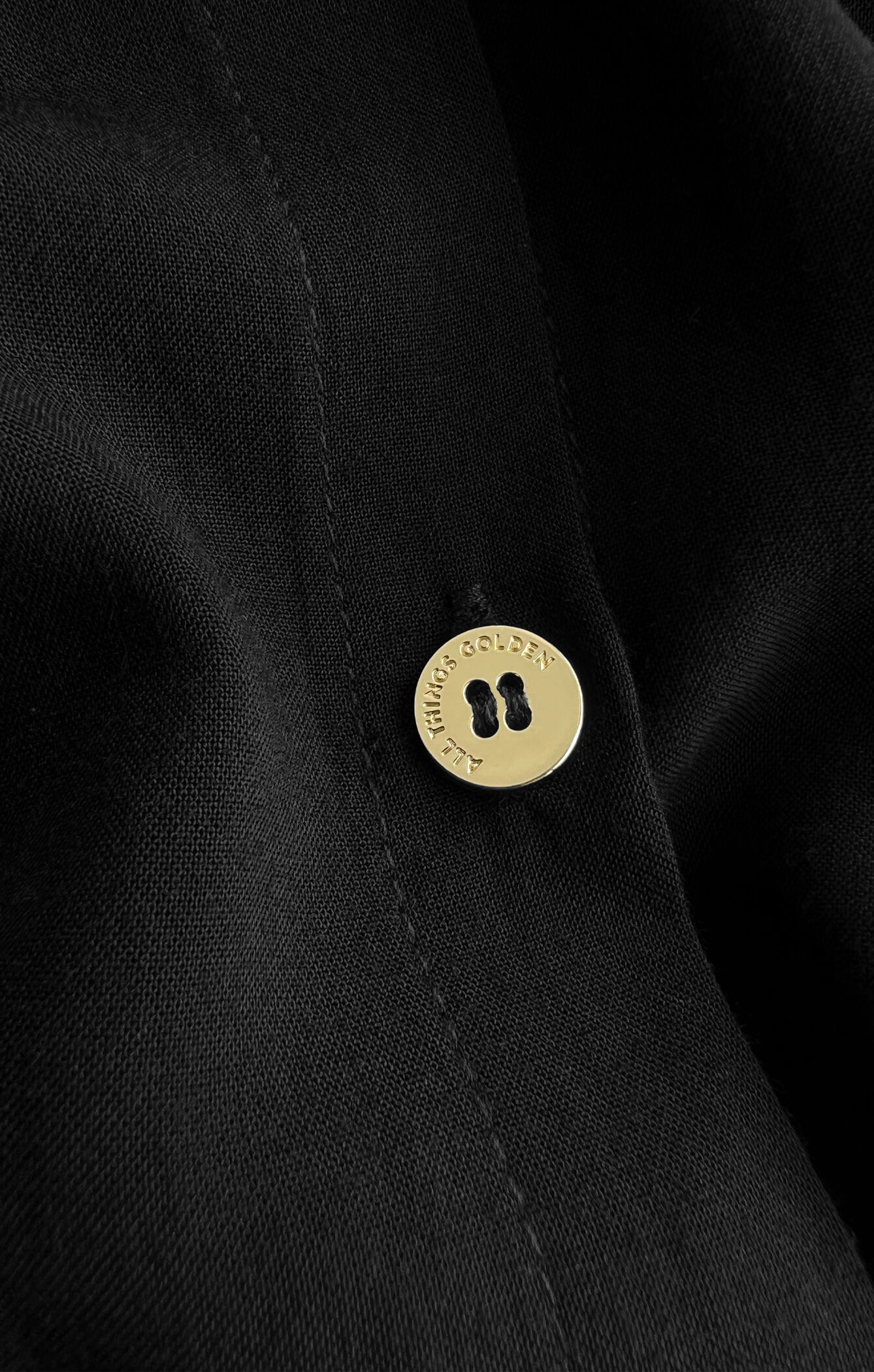 THE SIGNATURE SHIRT - BLACK