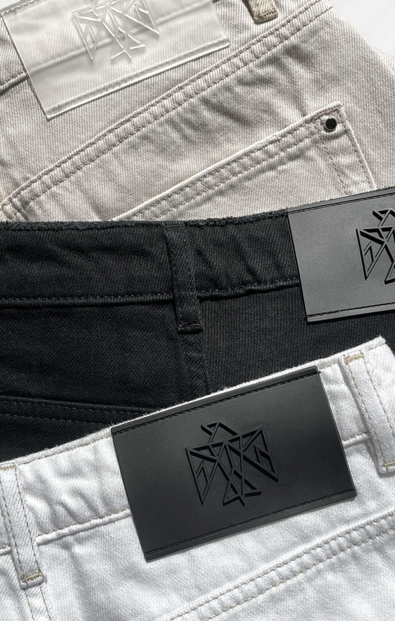 THE BOX CROP DENIM JACKET - CRISP WHITE