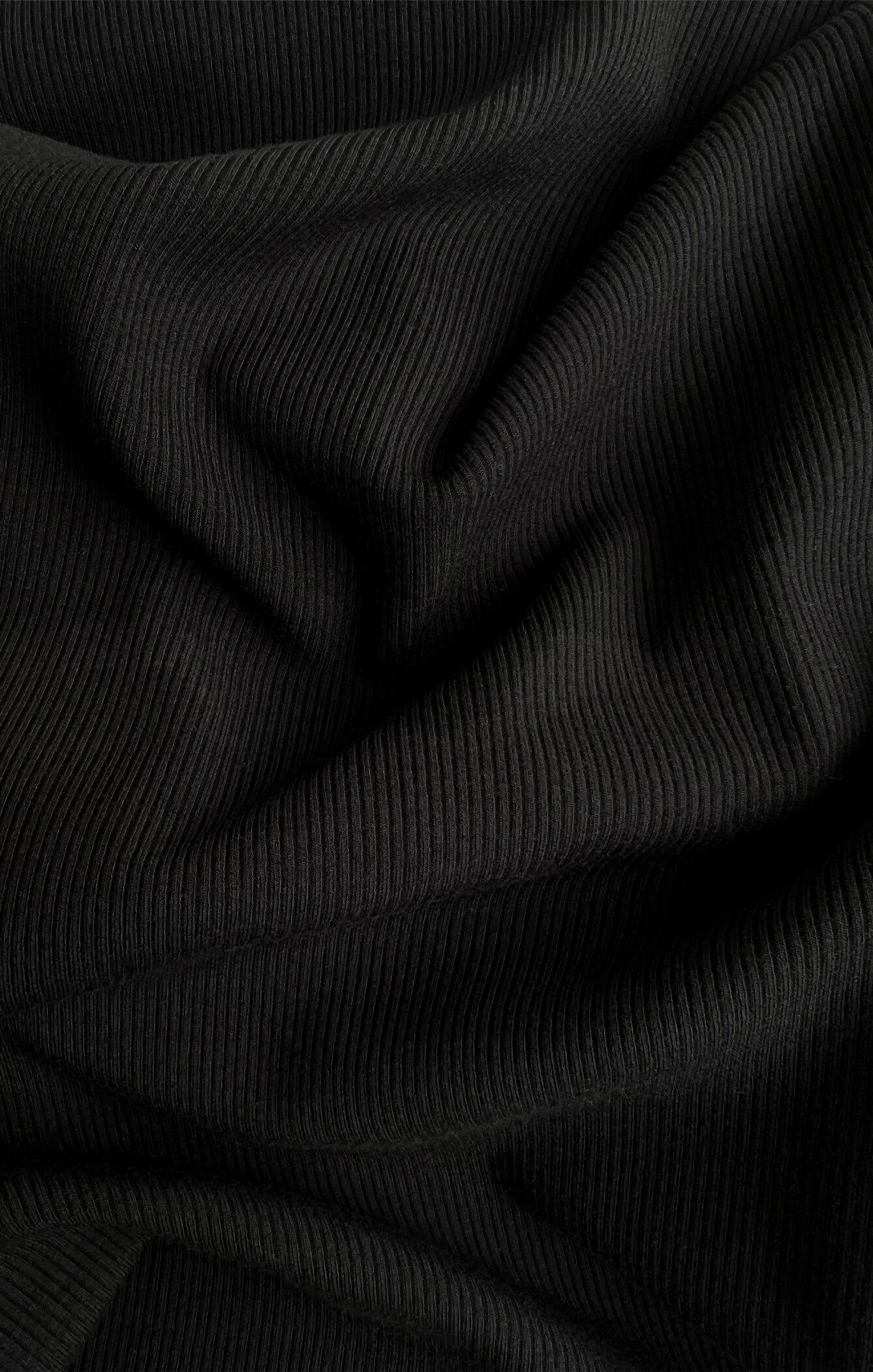 THE LUXE RIB BABY TEE - BLACK