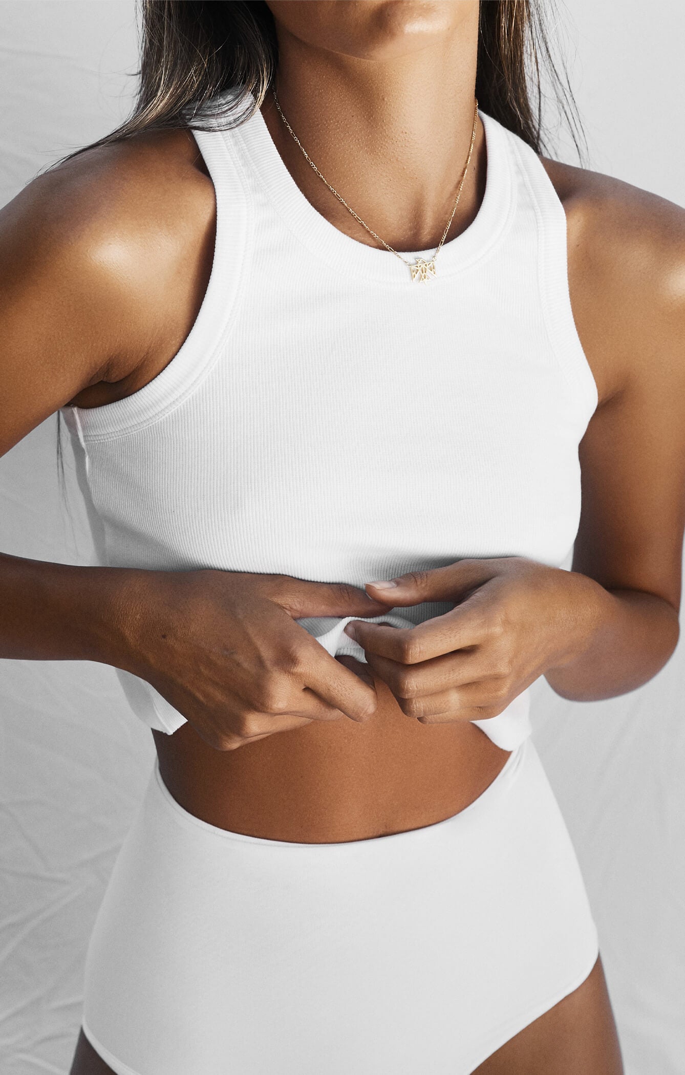THE RIBBED MUSCLE CROP - WHITE