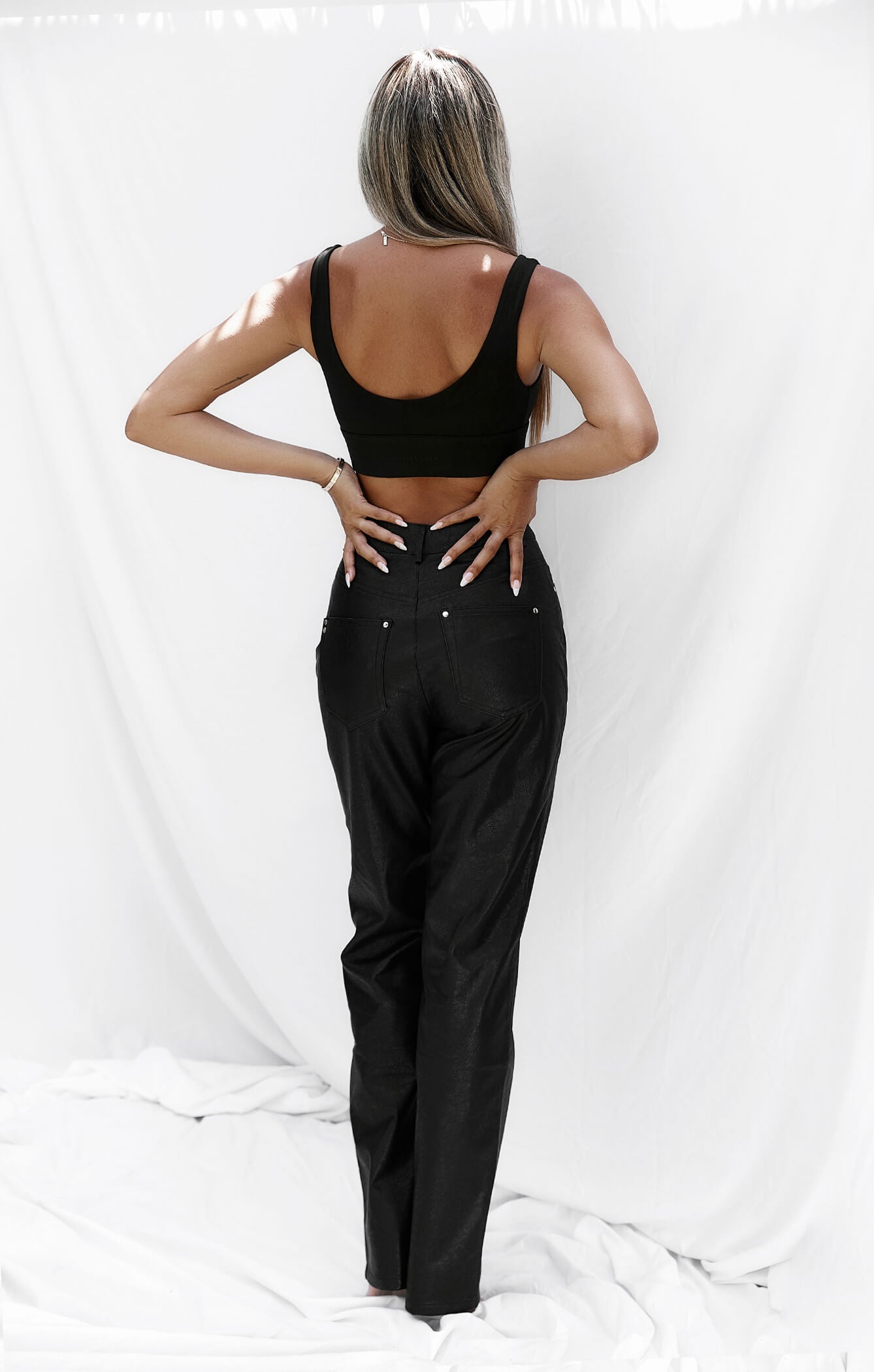 THE PEBBLED™ VEGAN STRAIGHT LEG PANT