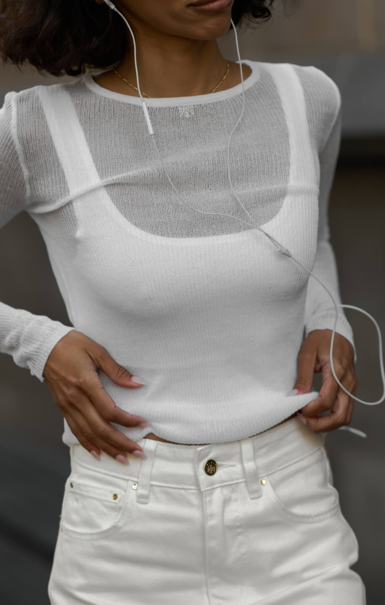 THE KNITTED LONG SLEEVE - WHITE