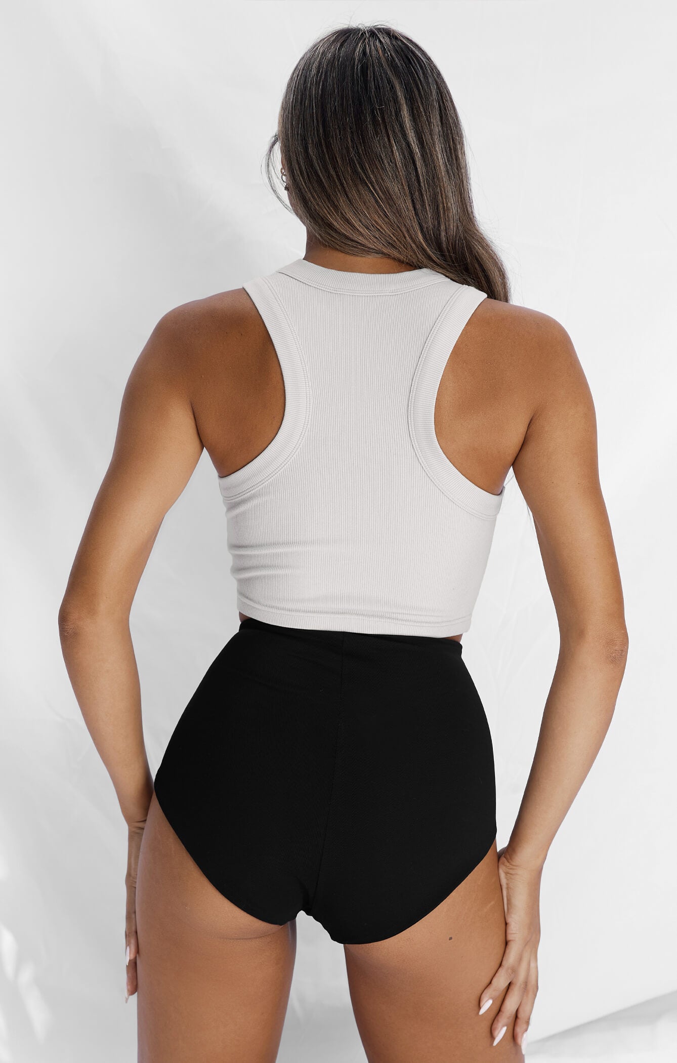 THE LUXE RIB HIGH NECK CROP - STONE