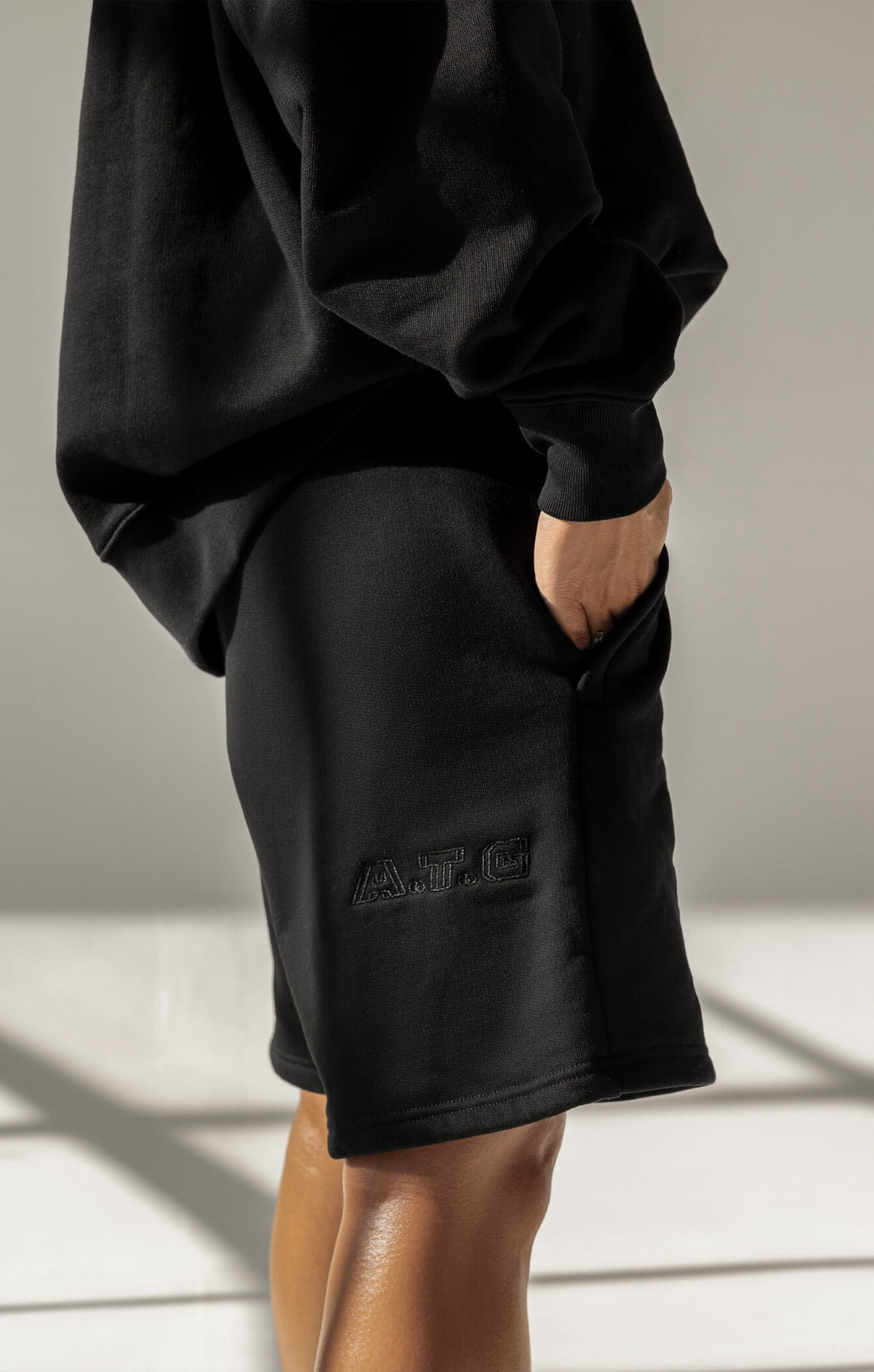 THE SWEAT™ BOYFRIEND SHORT - BLACK