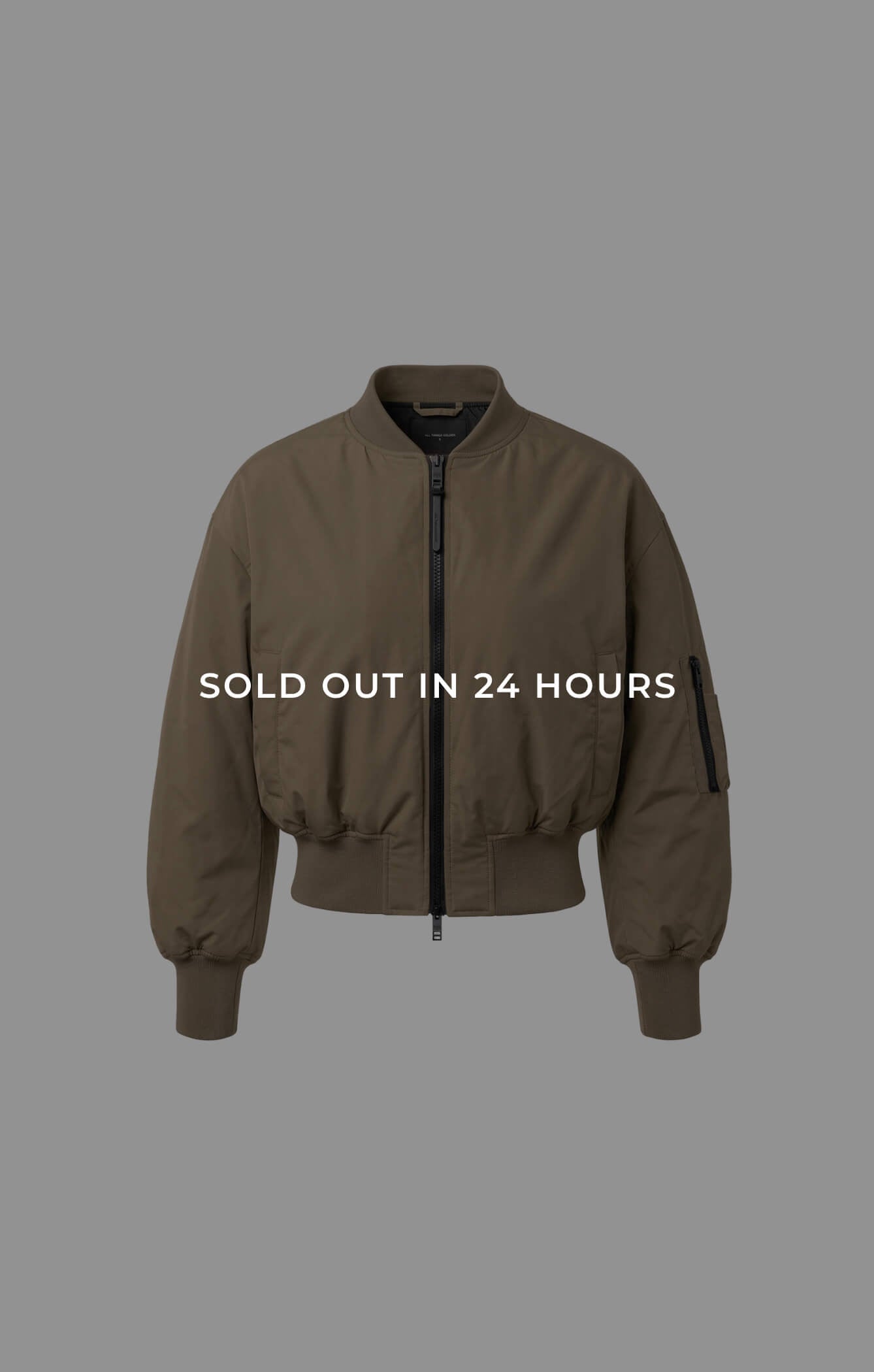 THE CLASSIC BOMBER JACKET - OLIVE