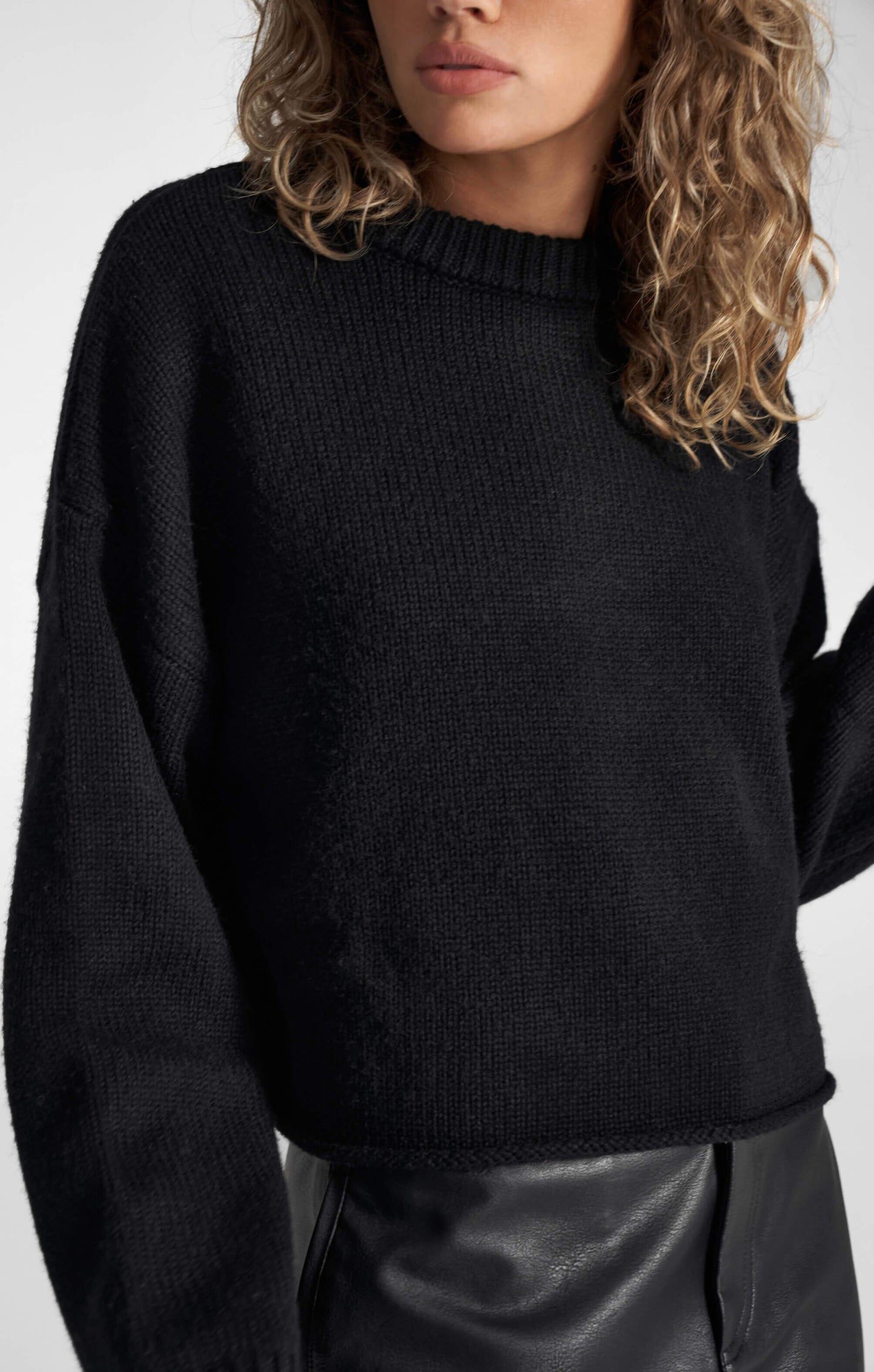 THE HEAVY KNIT - BLACK