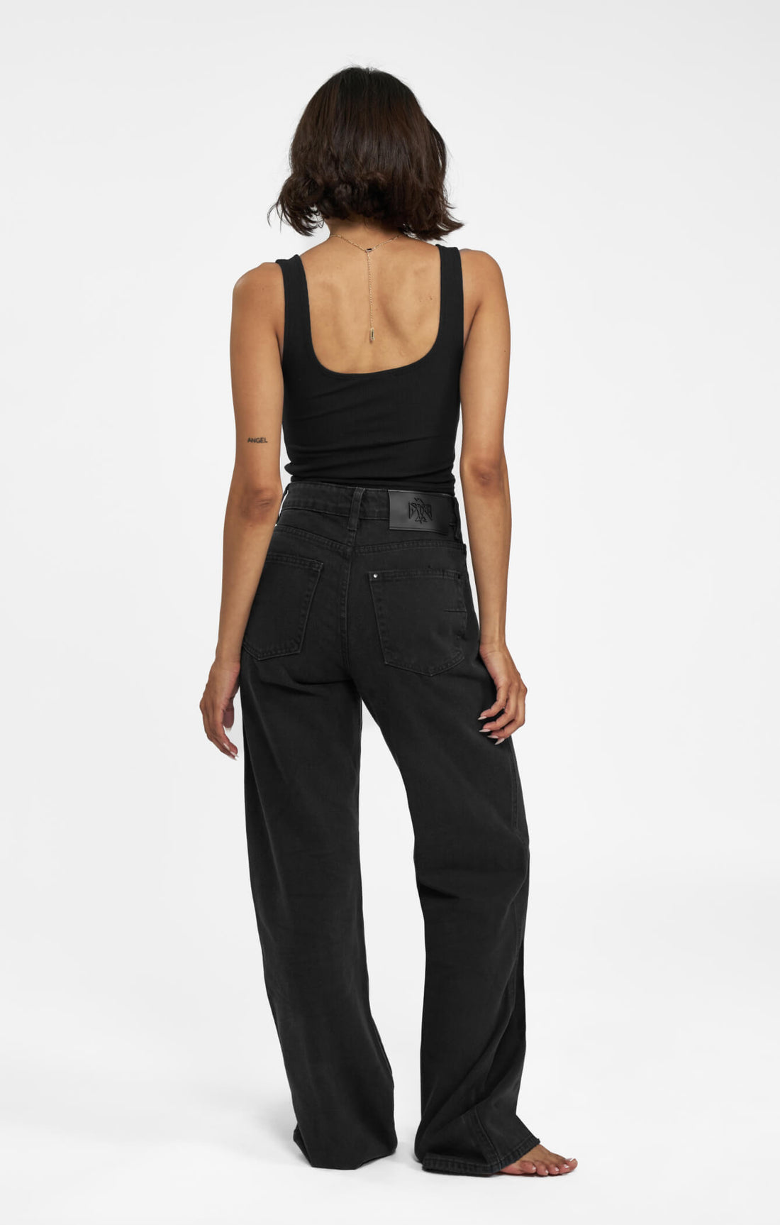 THE HIGH RISE STRAIGHT LEG JEAN - WASHED BLACK