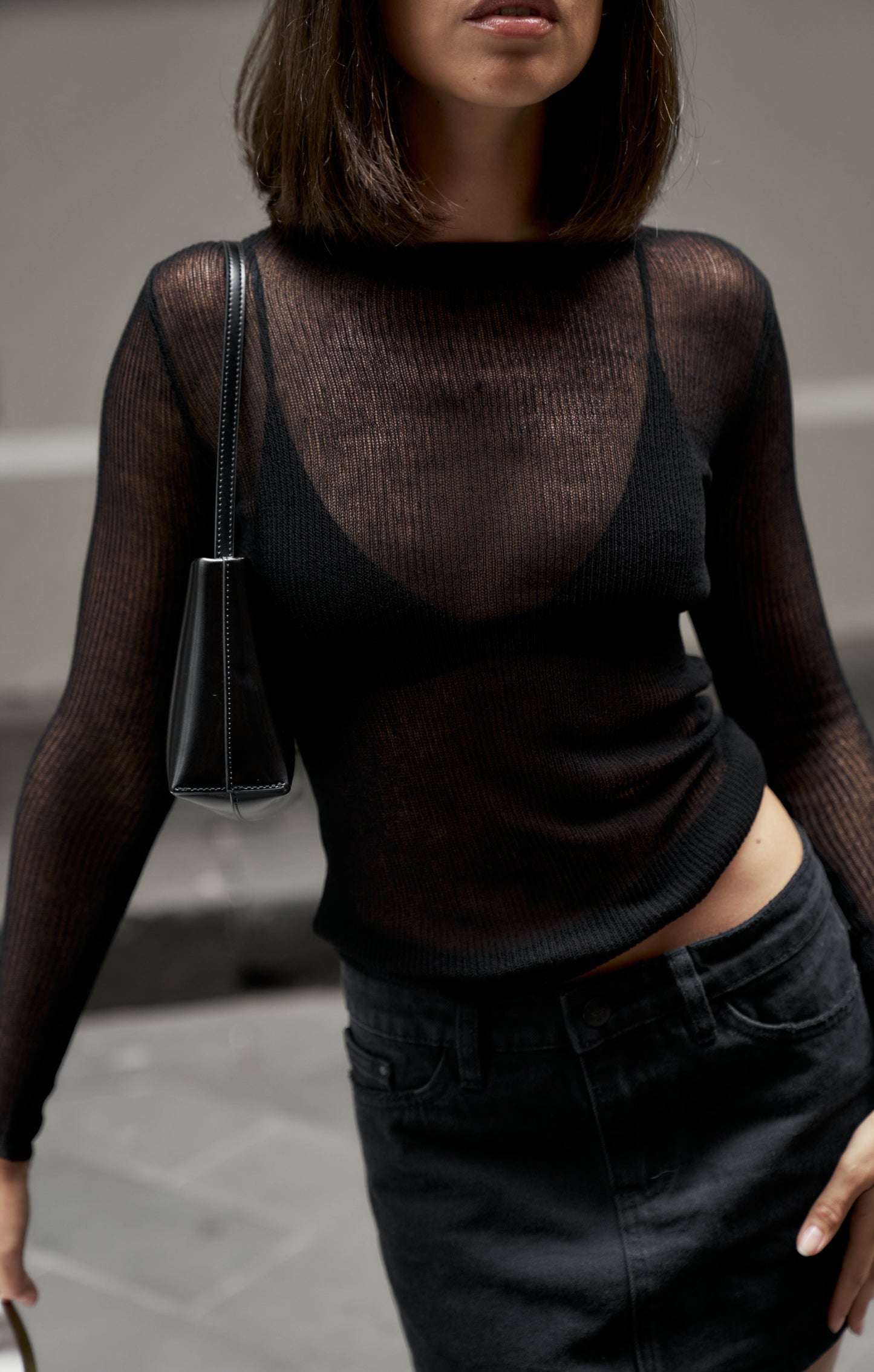 THE KNITTED LONG SLEEVE - BLACK