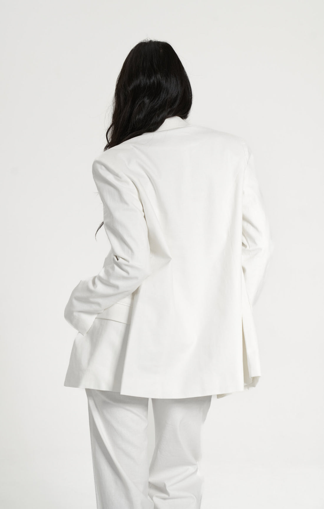 THE LINEN CLASSIC BLAZER - WHITE