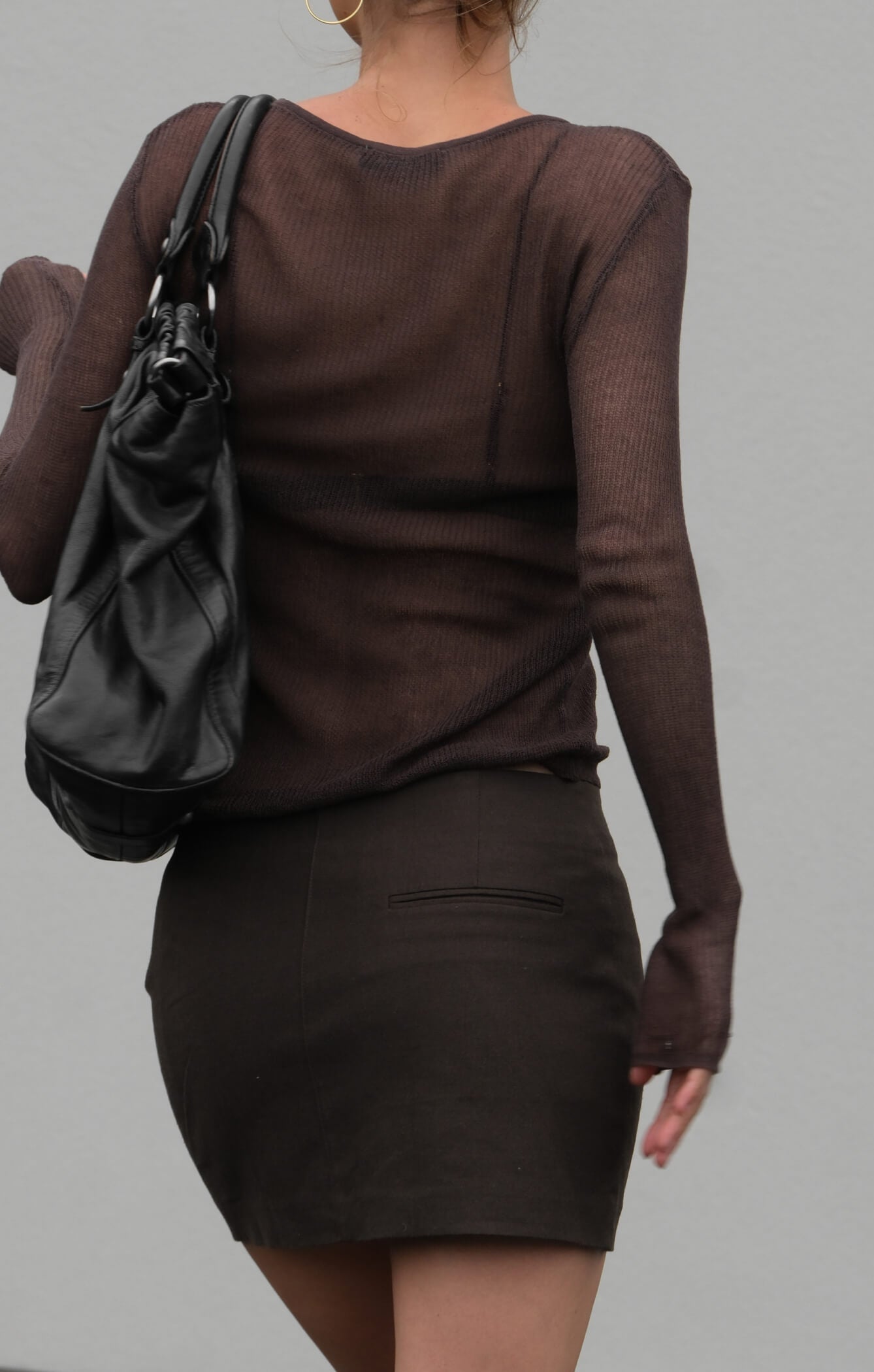 THE LINEN LOW RISE MINI SKIRT - ESPRESSO