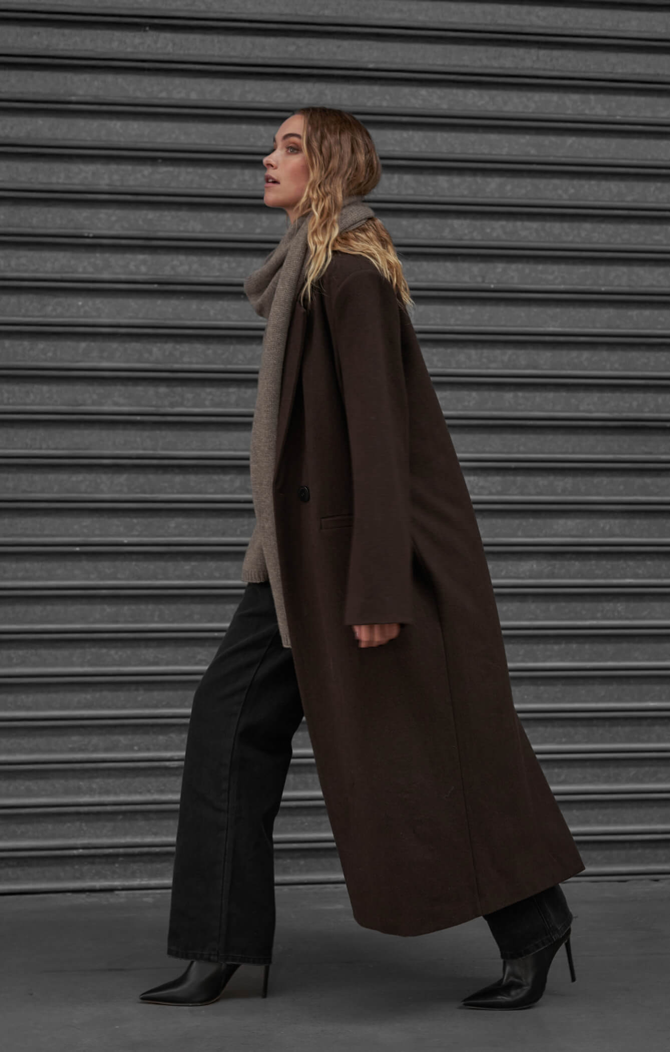 THE LONGLINE CLASSIC COAT - ESPRESSO