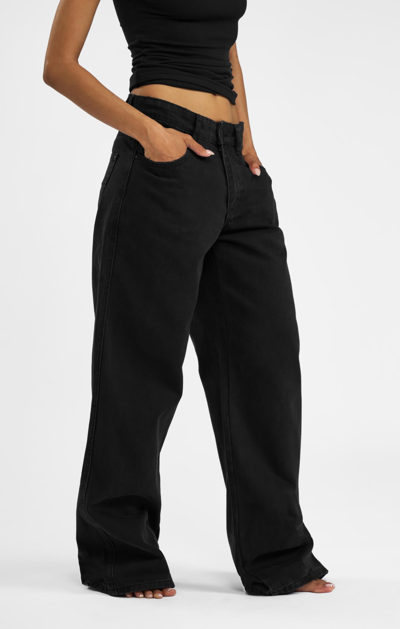 THE LOW RISE BAGGY JEAN - WASHED BLACK