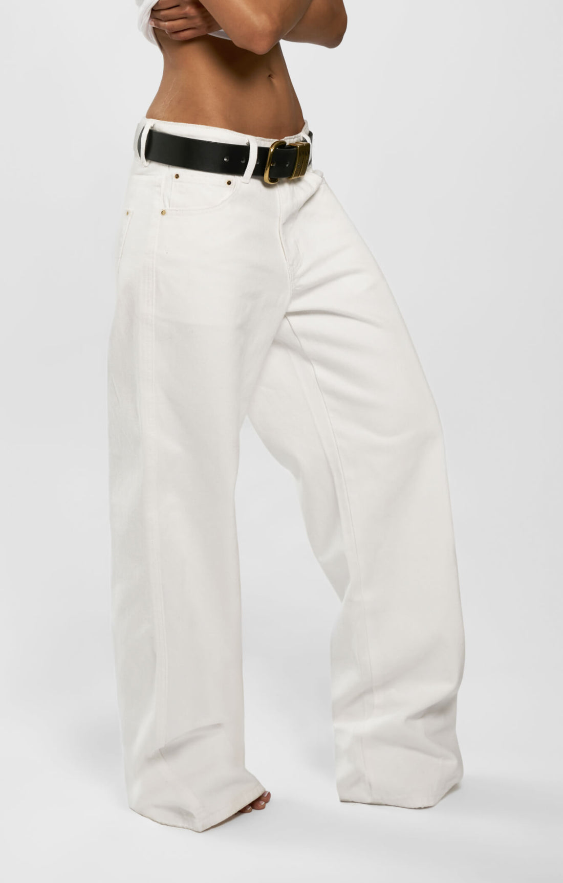 THE LOW RISE BAGGY JEAN - CHALK
