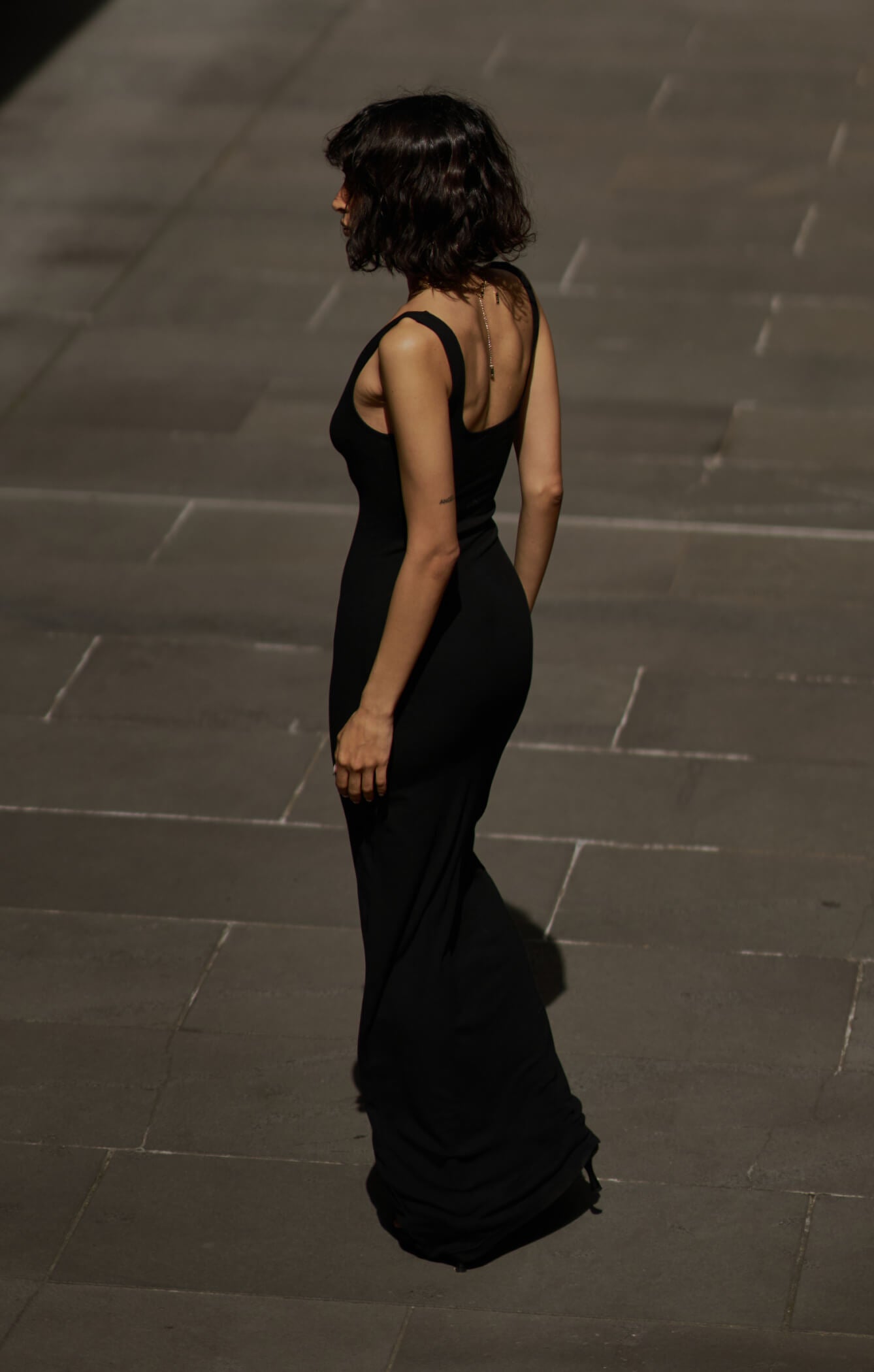 THE LUXE RIB SCOOP NECK MAXI DRESS BLACK