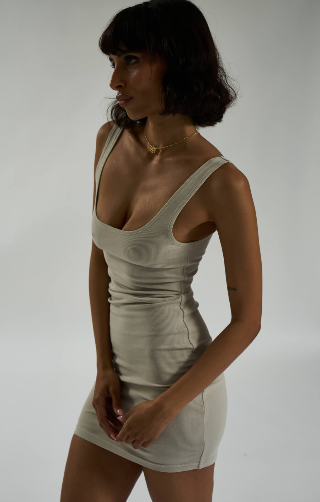 THE LUXE RIB MINI DRESS - STONE