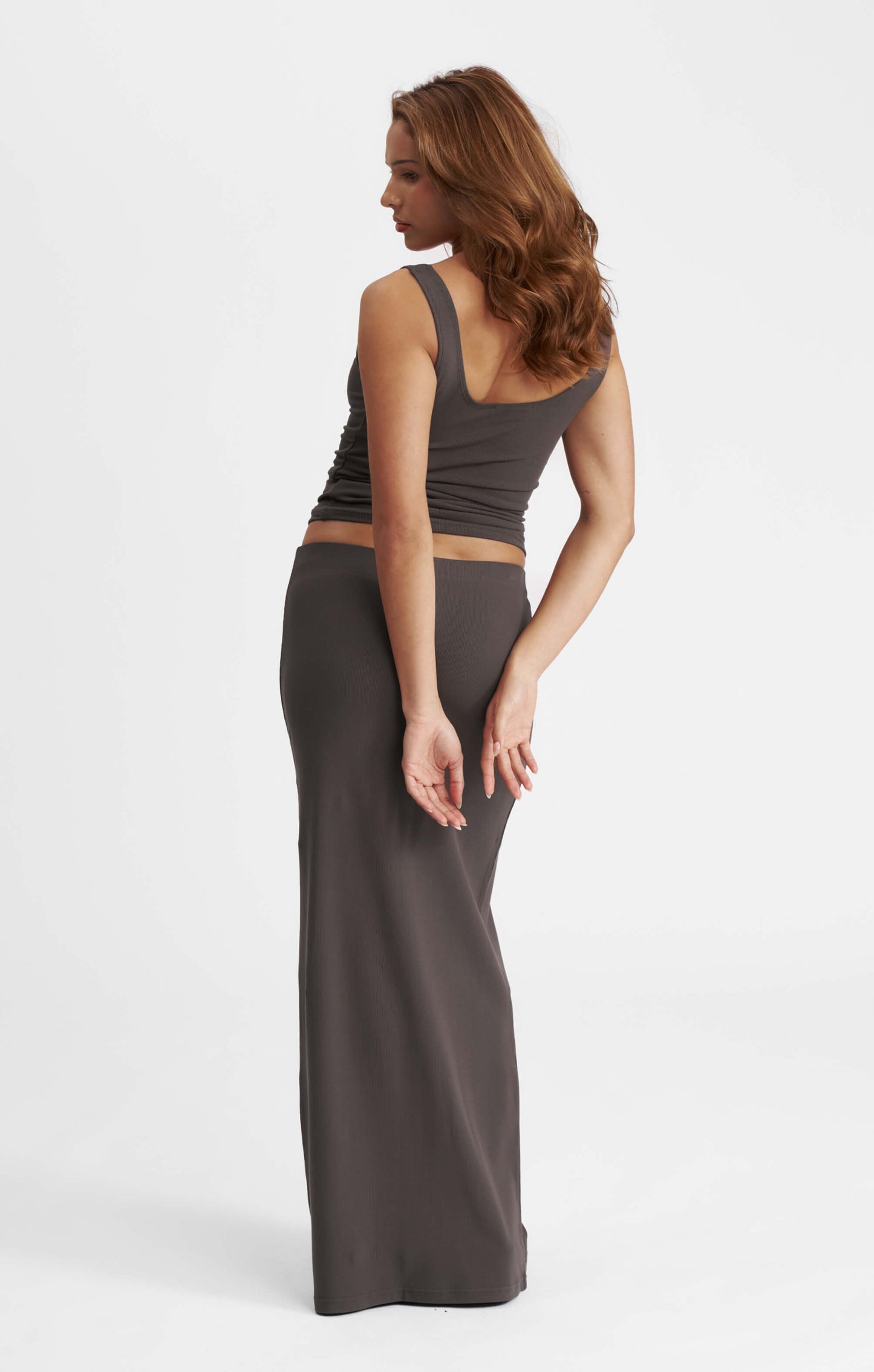 THE LUXE RIB MAXI SKIRT - ESPRESSO