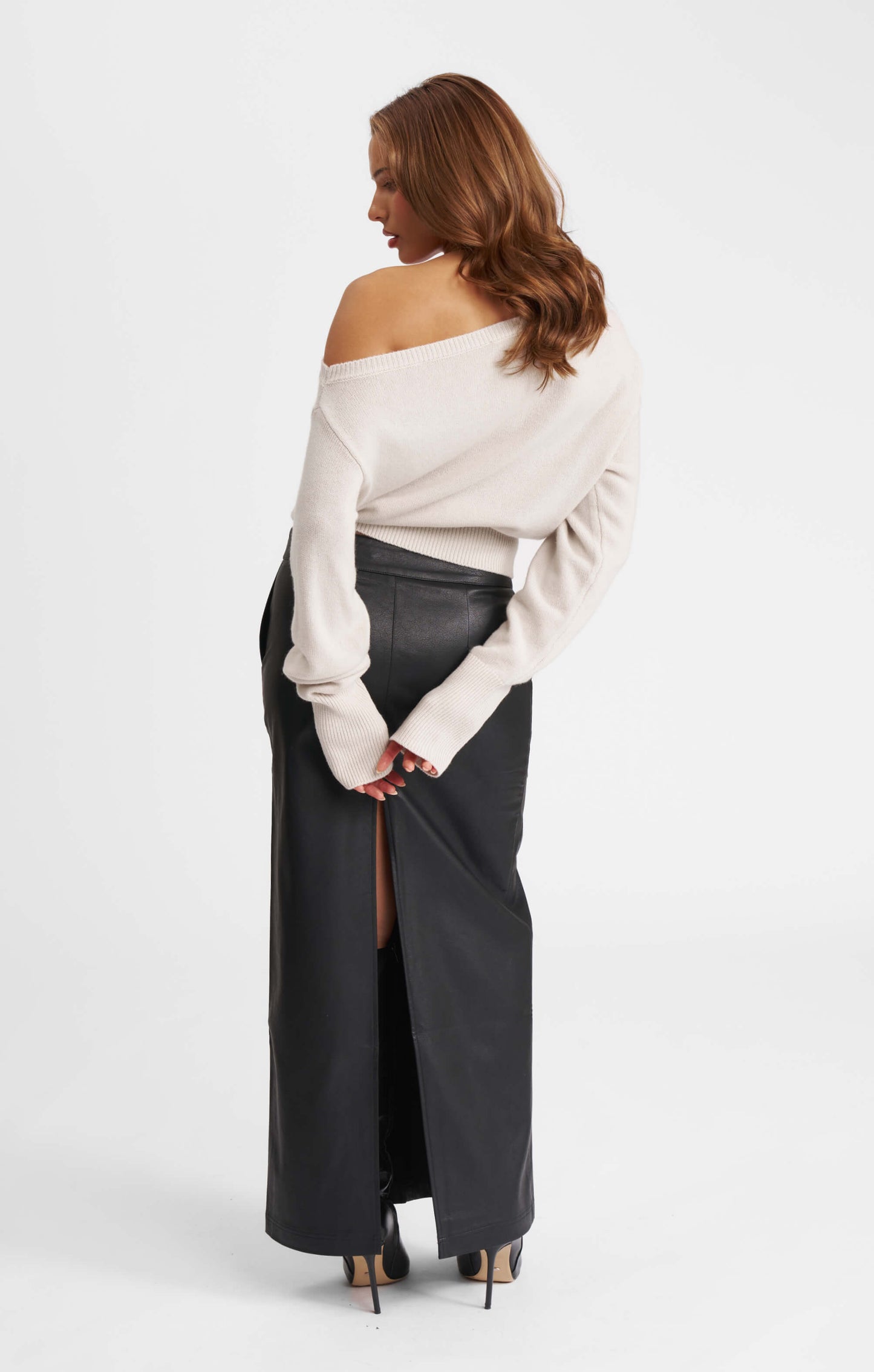 THE OFF-SHOULDER KNIT - BONE