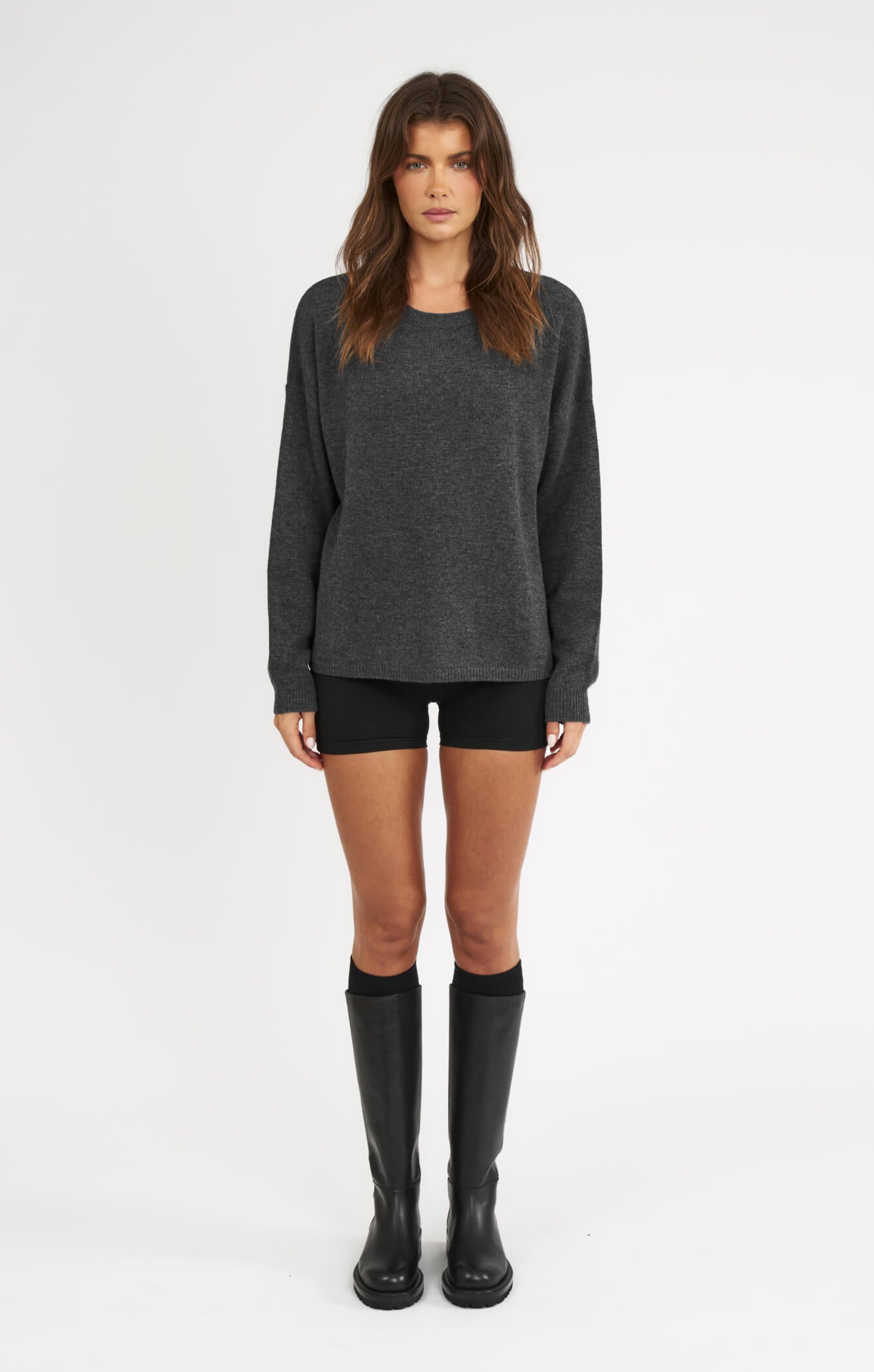 THE UNIVERSAL KNIT 2.0 - CHARCOAL