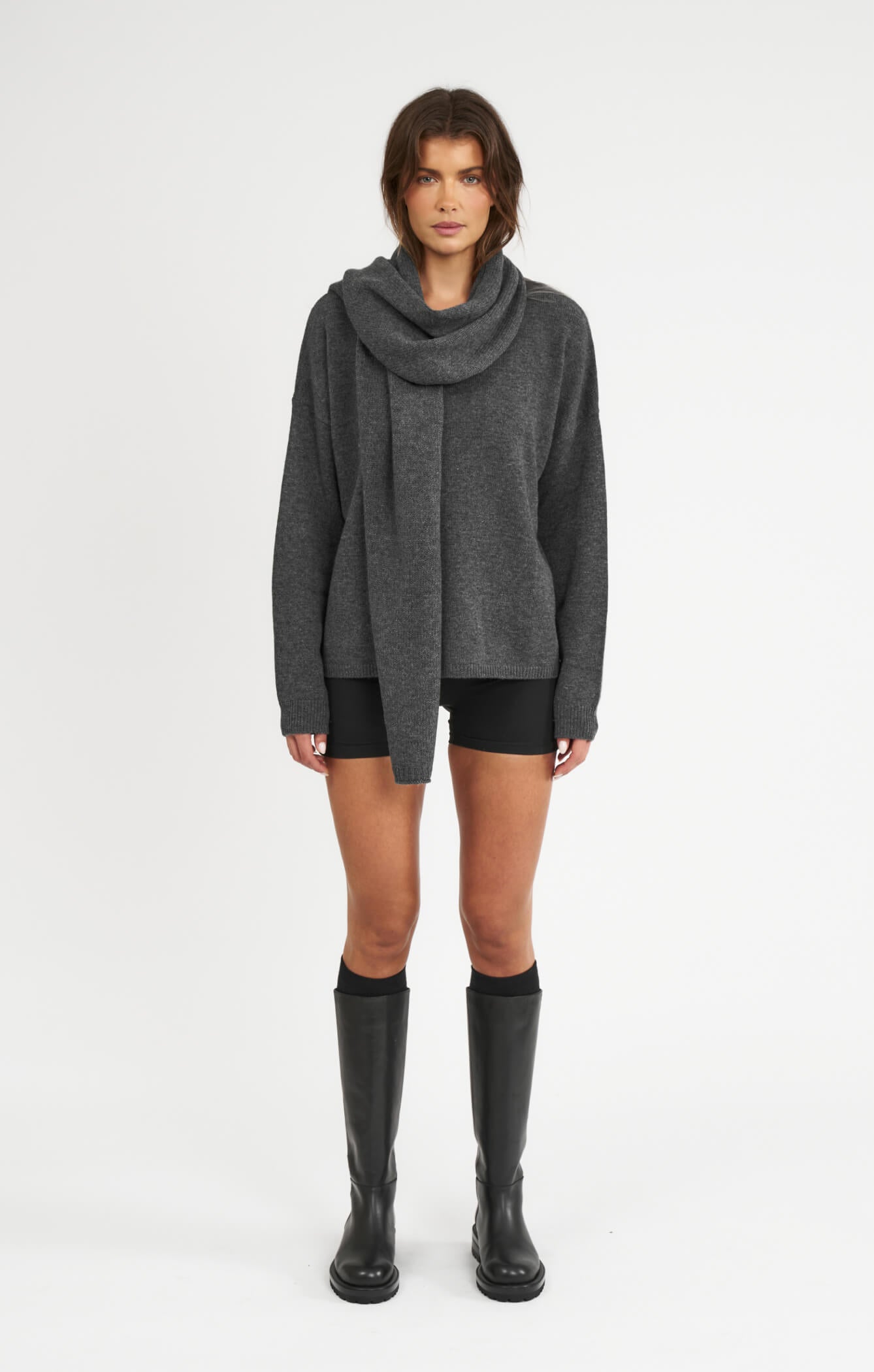 THE WRAP AROUND SCARF - CHARCOAL