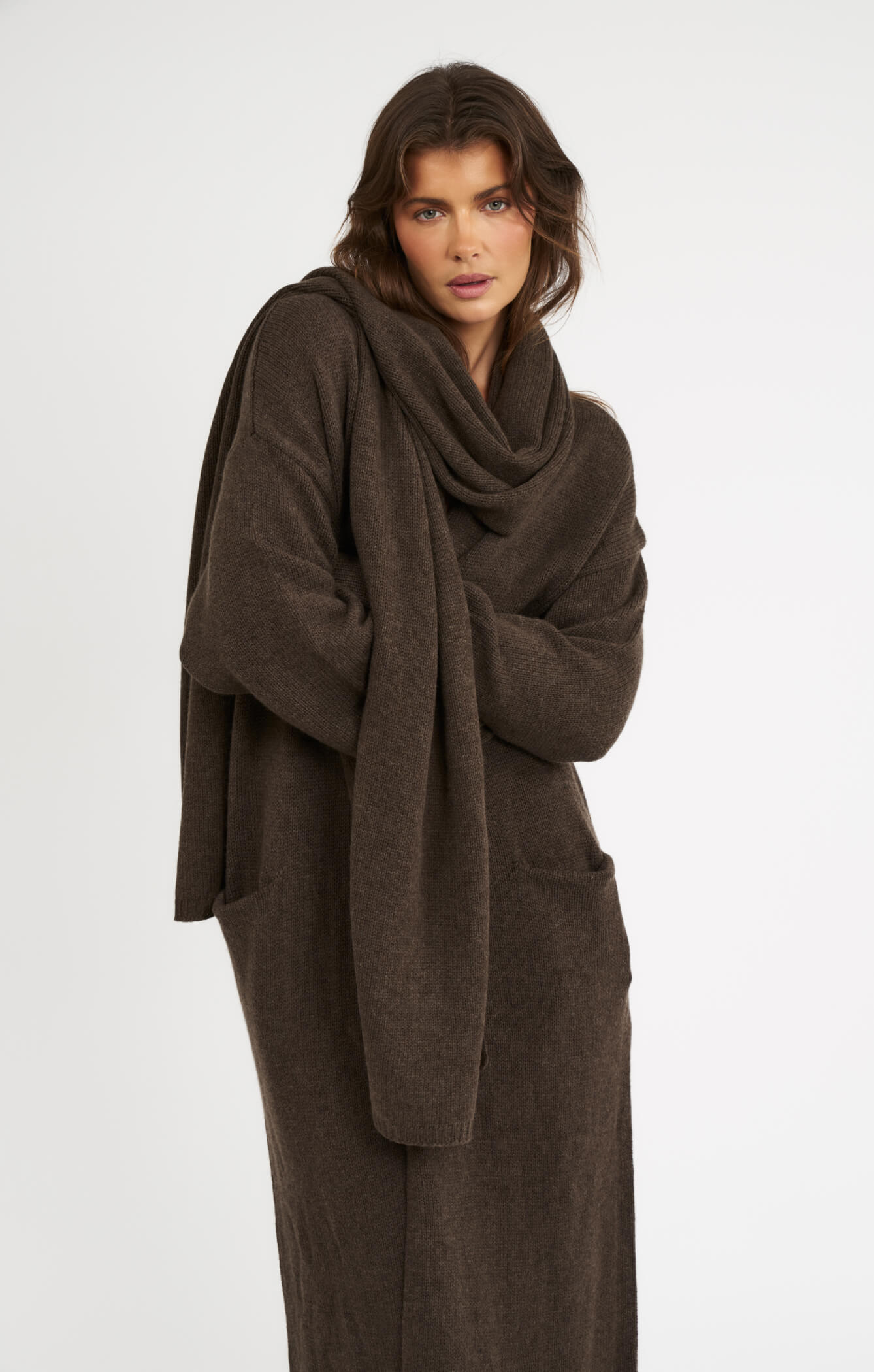 THE WRAP AROUND SCARF - ESPRESSO MARLE