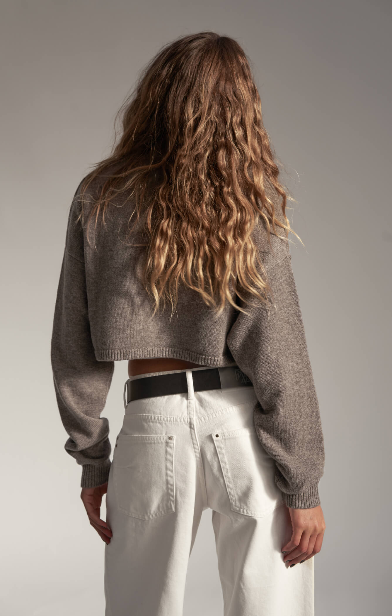 THE CROPPED UNIVERSAL KNIT 2.0 - NEUTRAL MARLE