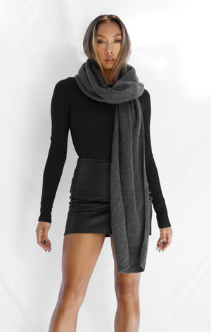 THE WRAP AROUND SCARF - CHARCOAL