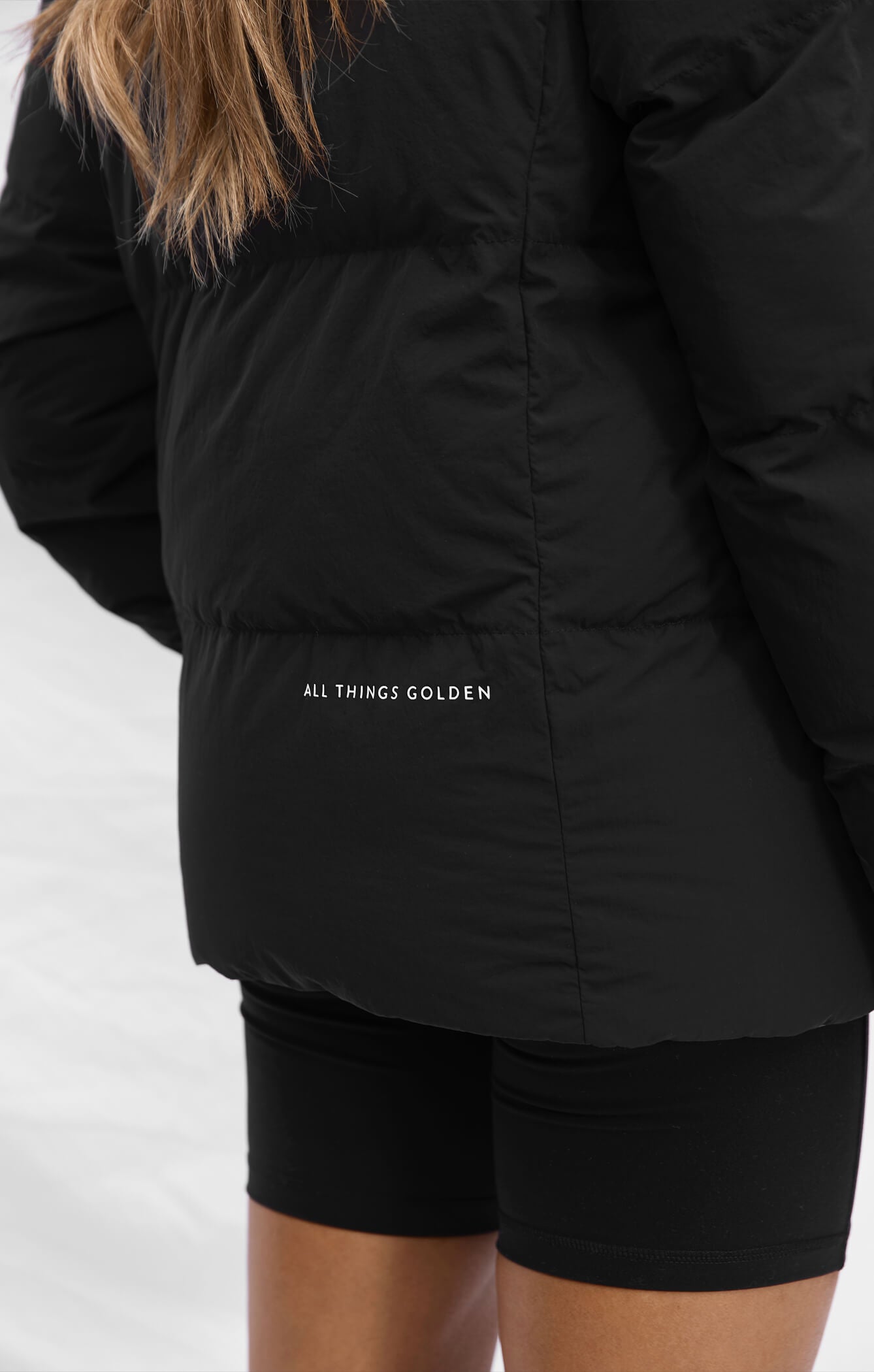 THE VEGAN PUFF™ REVERSIBLE JACKET - PATENT/BLACK